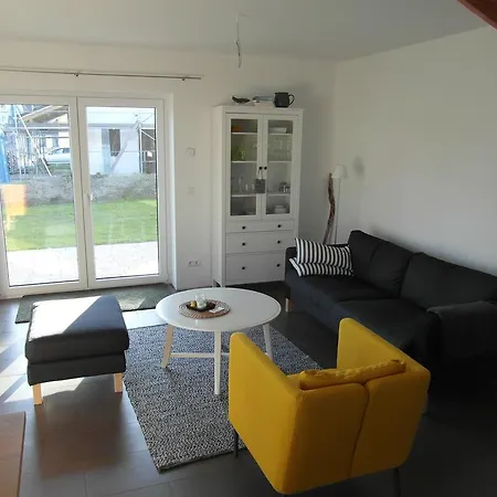 Holiday home Ruegenhaus Lancken-Granitz